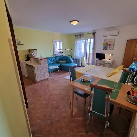 Apartment Rina