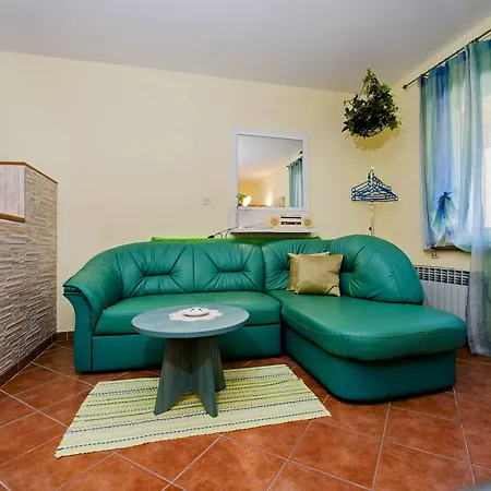 Rina Apartment